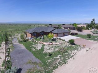 196 E Encanto Dr, Pueblo West, CO 81007