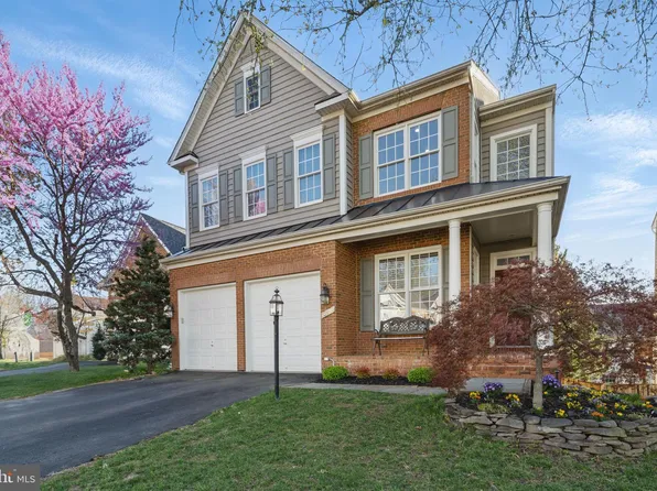 13012 Taverner Loop, Woodbridge, VA 22192