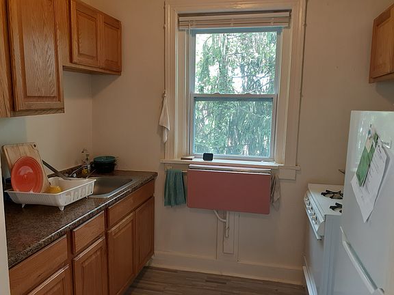 4th image of 5649 Phillips Ave
