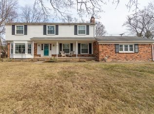 28556 Westerleigh Rd, Farmington Hills, MI 48334
