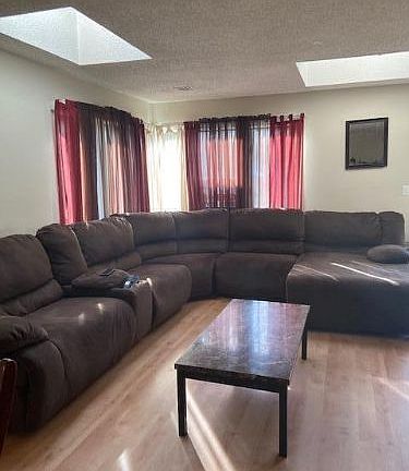 5th image of 102 Northrup Dr