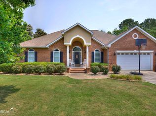 104 Quail Cir, Calhoun, GA 30701