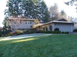 7474 85th Pl SE, Mercer Island, WA 98040