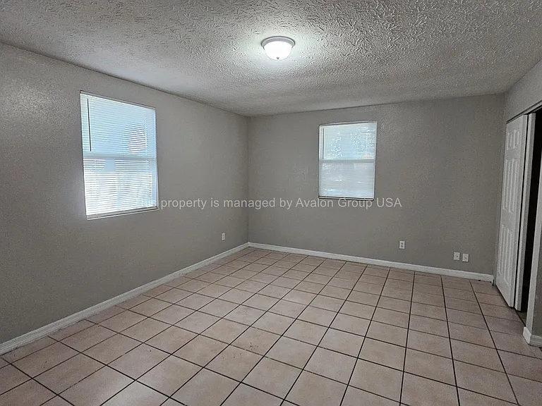 2415 N Canal St — Photo 9