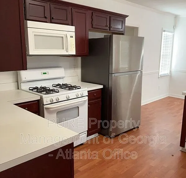 909 Michael Lee Way — Photo 10
