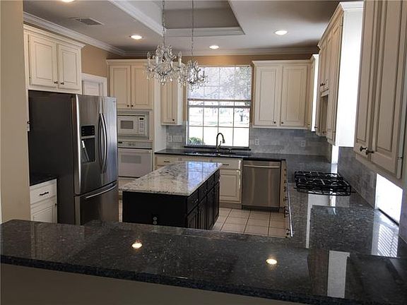 5th image of 2505 Millington Dr
