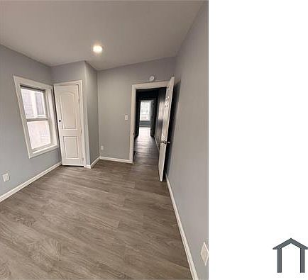 4th image of 409 W Market St #1