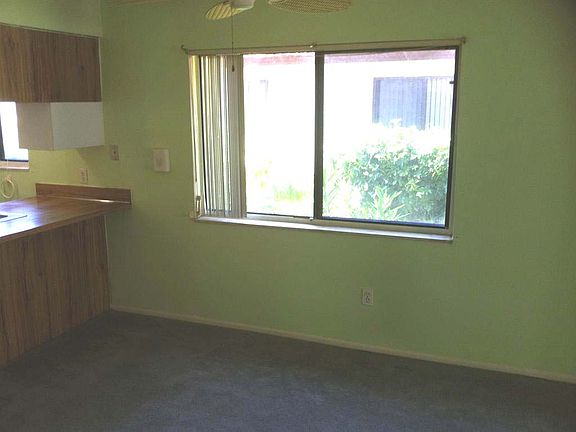 3rd image of 8759 Ilex Ct