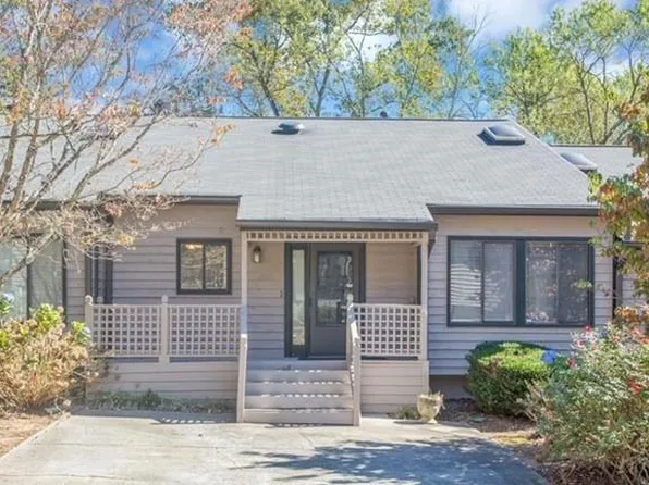 5053 Gardenia Cir, Marietta, GA 30068