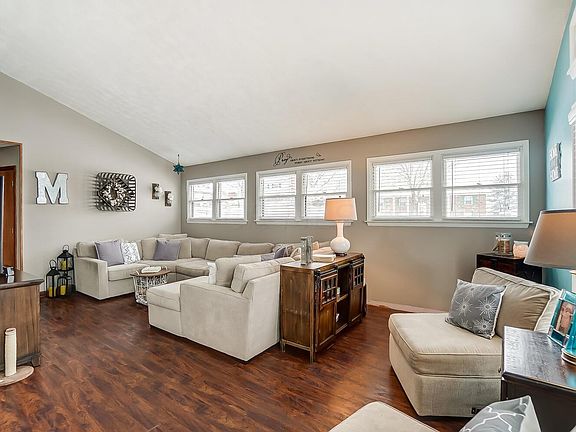 3rd image of 1792 Aspen Ct