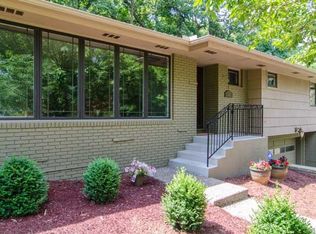 17019 The Strand, Minnetonka, MN 55345