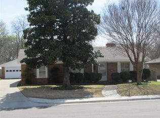 218 Roma Dr, Duncanville, TX 75116