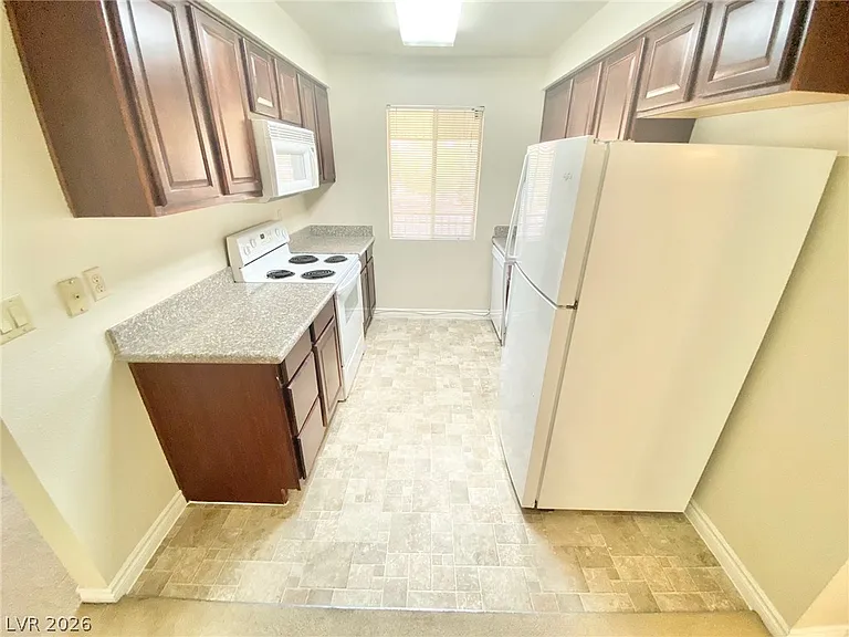 5081 River Glen Dr #118 — Photo 4