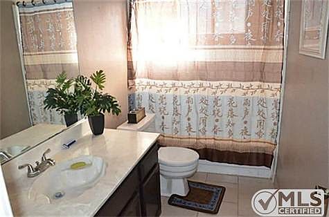 5th image of 1313 Colmar Dr
