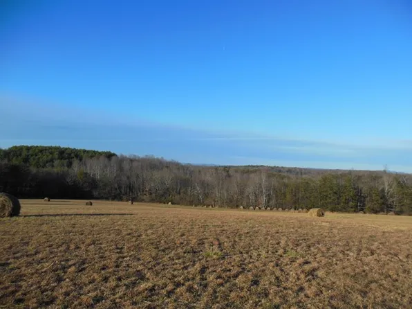 000 Horseshoe Rd, Westfield, NC 27053