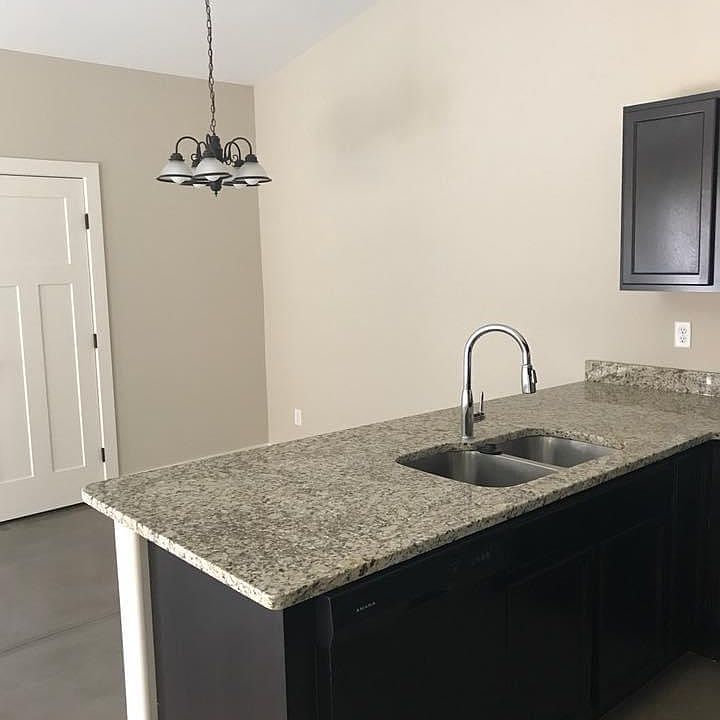 1st image of 3345 E Sunflower Dr #1