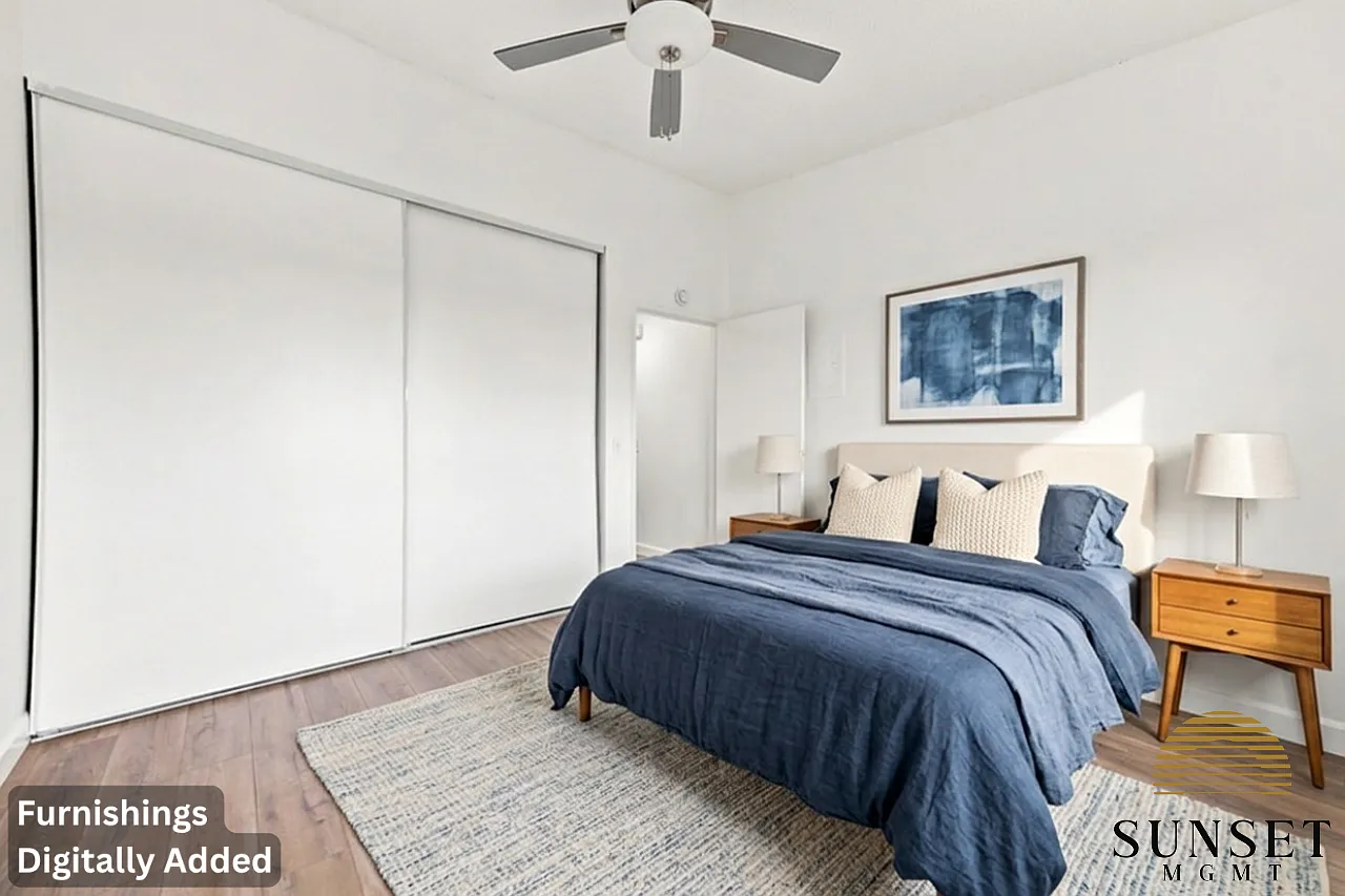 2 bed, 900 sqft, $3,012 — Photo 2
