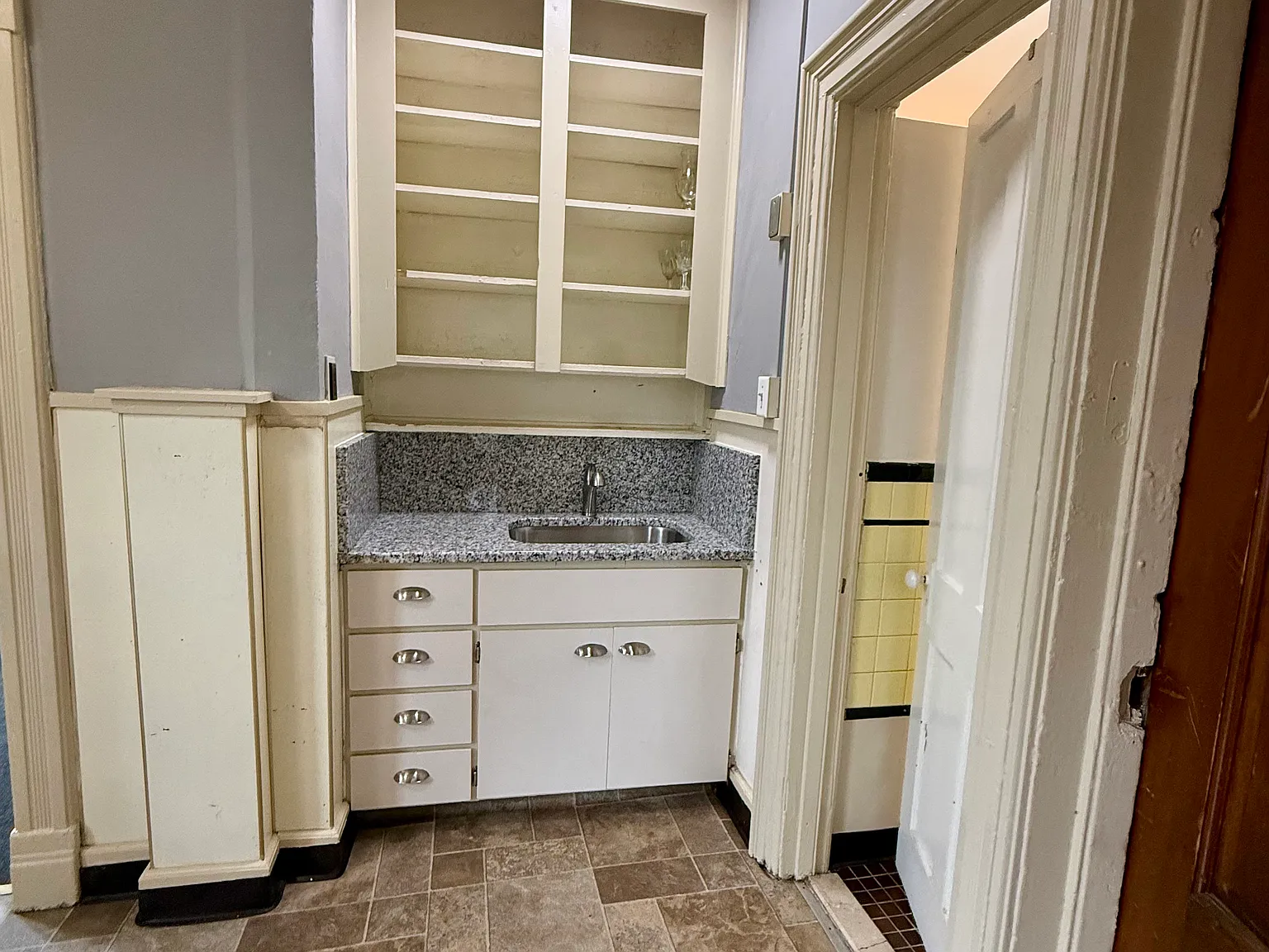 2 bed, $1,350 — Photo 3