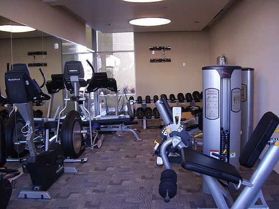 2nd image of 550 15th Ave #309