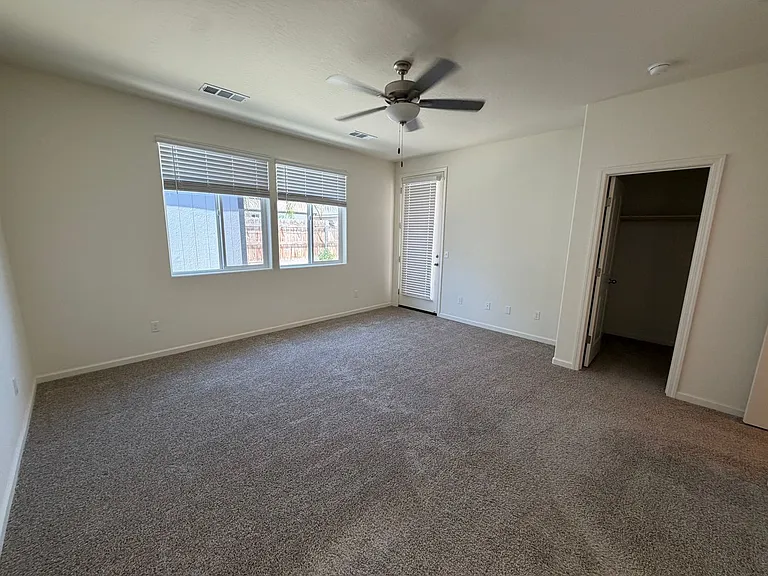 2026 Sherbrook Ave — Photo 23