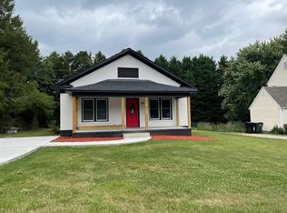 210 S Gurney St, Burlington, NC 27215