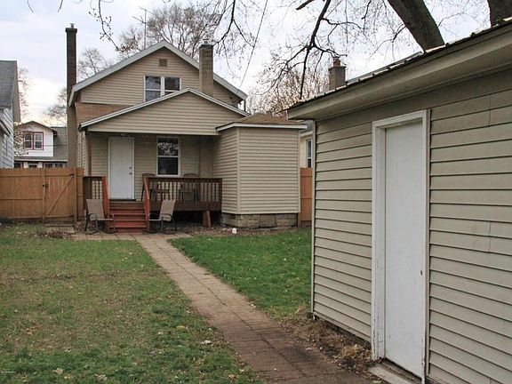 3rd image of 1026 White Ave NW