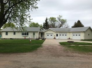 216 W Hancock St, Oneill, NE 68763