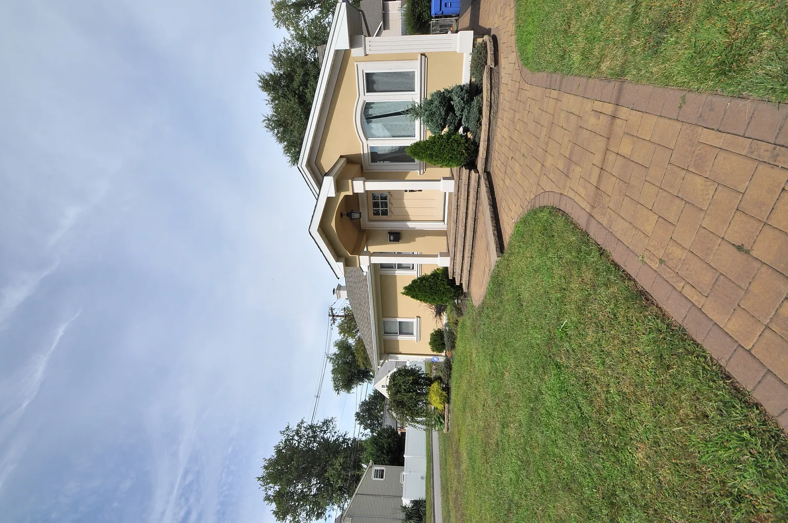14 E Julius St photo 1