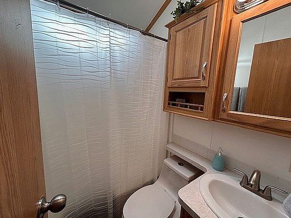 5th image of 3403 E Main St #345