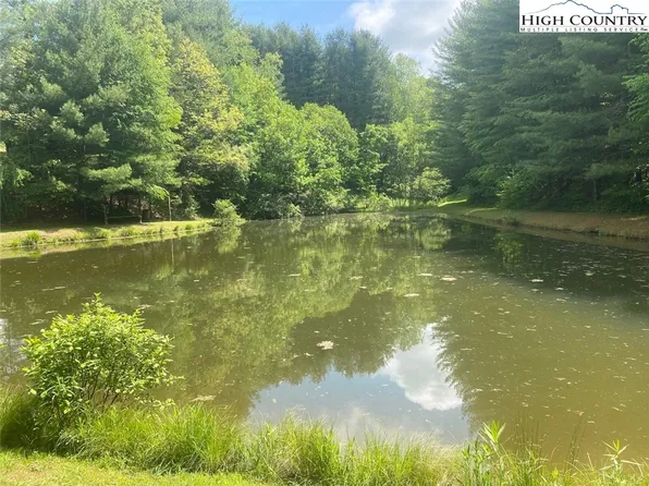 125 Lonmack Road, Sparta, NC 28675