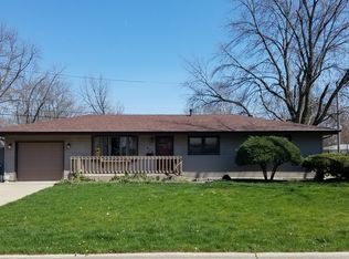 620 Evergreen Ln, Bradley, IL 60915