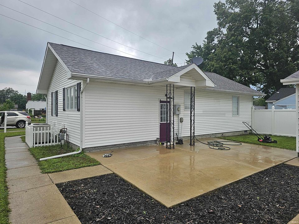 2nd image of 608 S Bower St