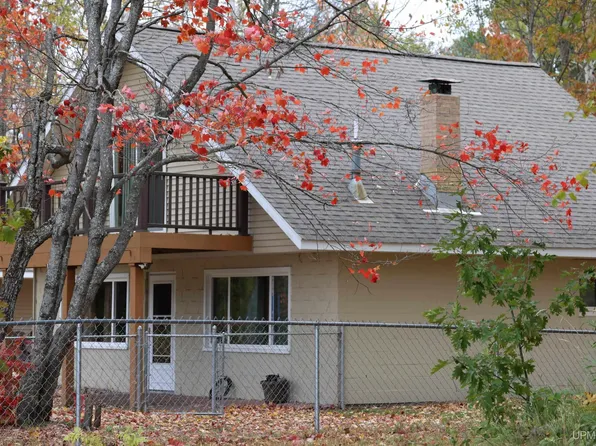 320 N Beauyan Lake Dr, Gwinn, MI 49833