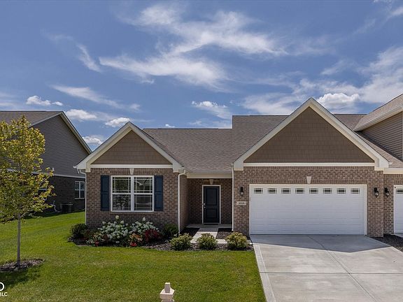 3rd image of 8819 Twain Ln