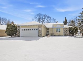 2412 Goettens Way, Saint Cloud, MN 56301