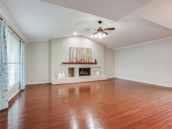 2nd image of 7818 La Verdura Dr