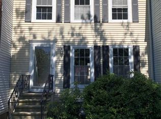 2 Rodio Ct, Sayreville, NJ 08872