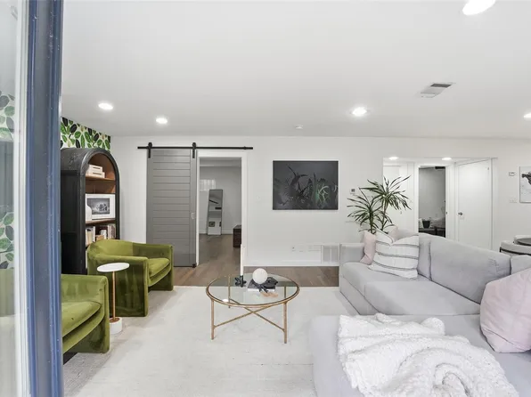 1410 Hyde Park Blvd APT 110, Houston, TX 77006