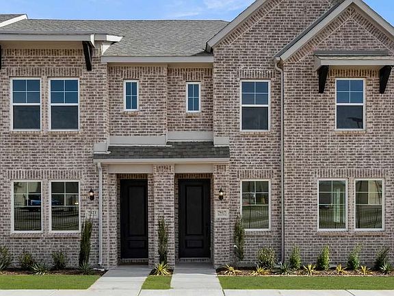 The Pointe at Capp Smith Lake - Clemson Interior Image 2