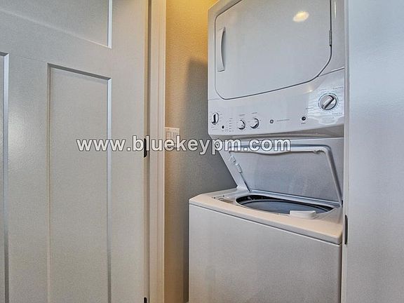3rd image of 1706 NW 29th Ave #Wrae1706-a
