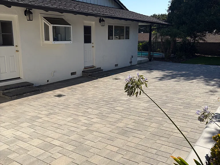 205 N Hacienda Ave — Photo 31