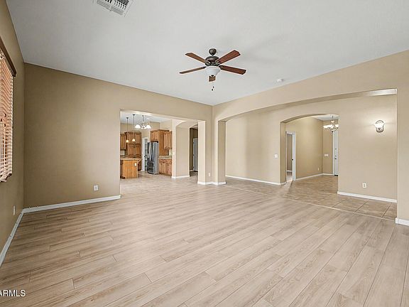 4th image of 16758 W APACHE Street