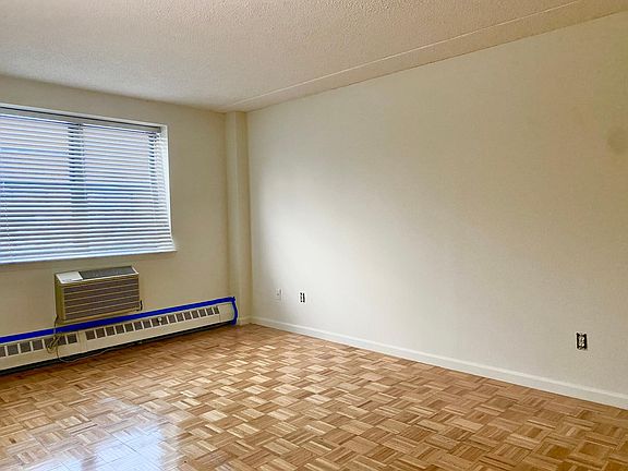 4th image of 1159 Yonkers Ave APT 5K