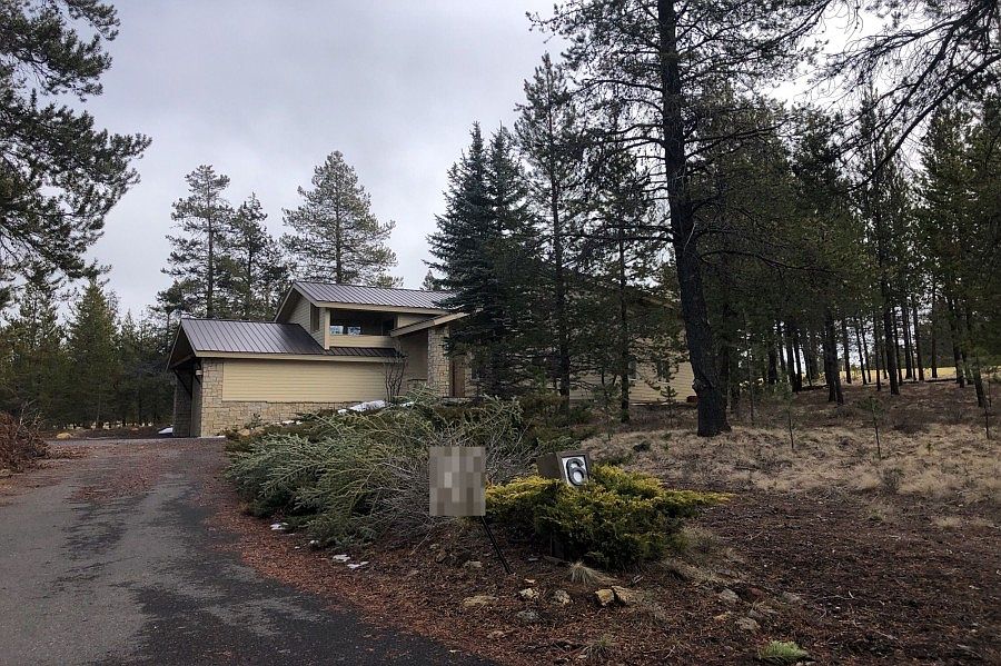 1st image of 57776 Umpqua Ln