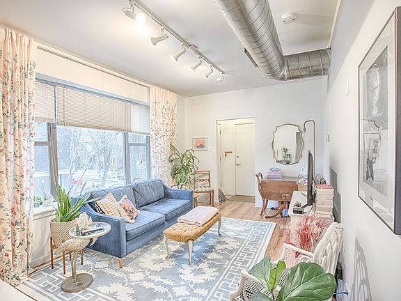 3rd image of 1121 N Campbell Ave APT 2
