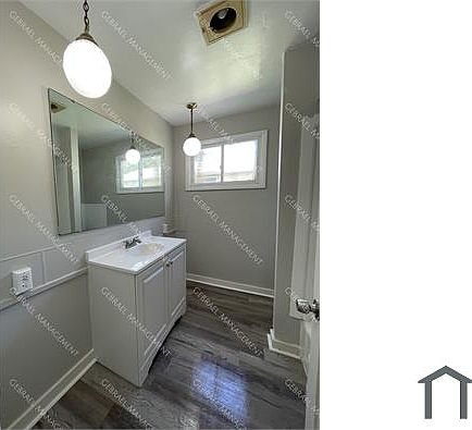 4th image of 2536 Bellevue St
