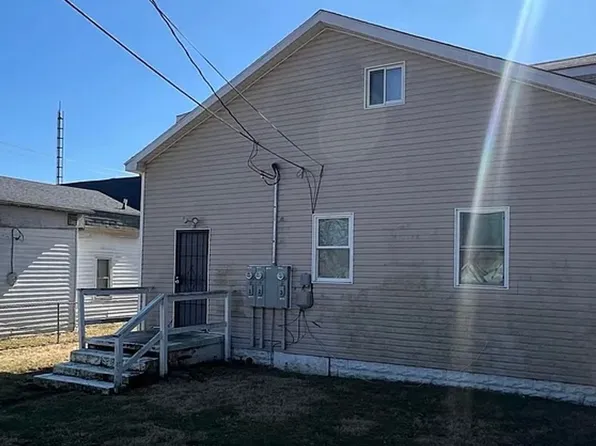 Welcome to our charming 1 bedroom