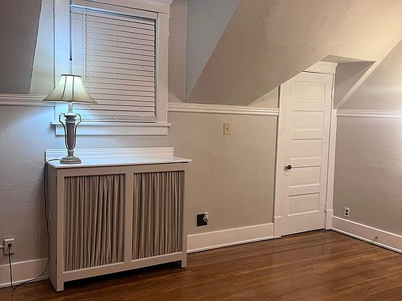 Large living room with vaulted ceiling