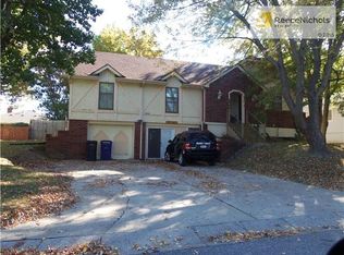 4008 SW 9th St, Blue Springs, MO 64015