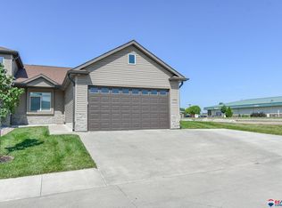 5975 Pinnacle Pl, Lincoln, NE 68521